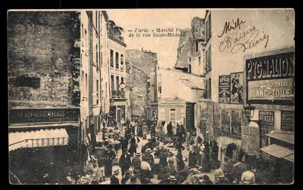 FRANCE, Paris V, Rue Saint-Medard, marche Pouilleux, anim&eacute; (75)
